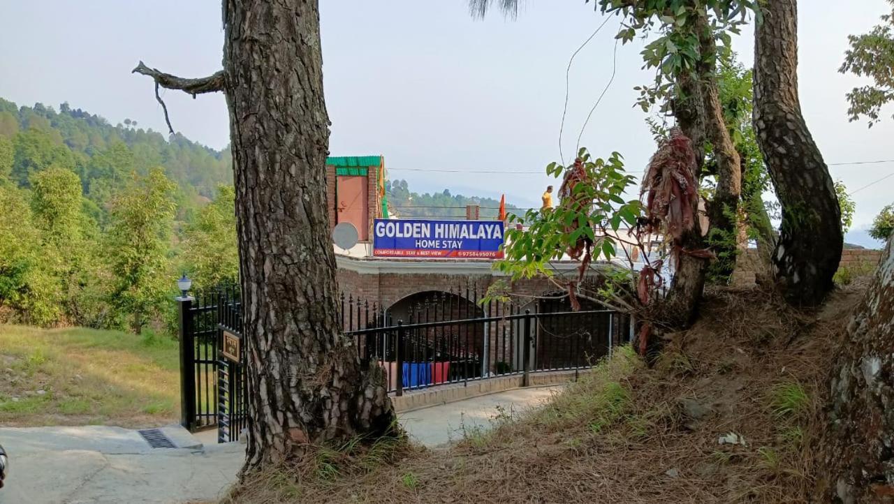 קאוסאני Golden Himalaya Homestay מראה חיצוני תמונה